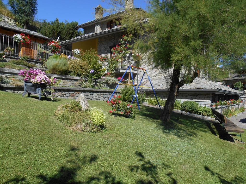 Gignod B&B Les Fleurs מראה חיצוני תמונה