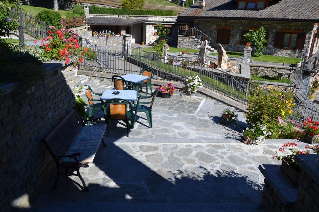 Gignod B&B Les Fleurs מראה חיצוני תמונה
