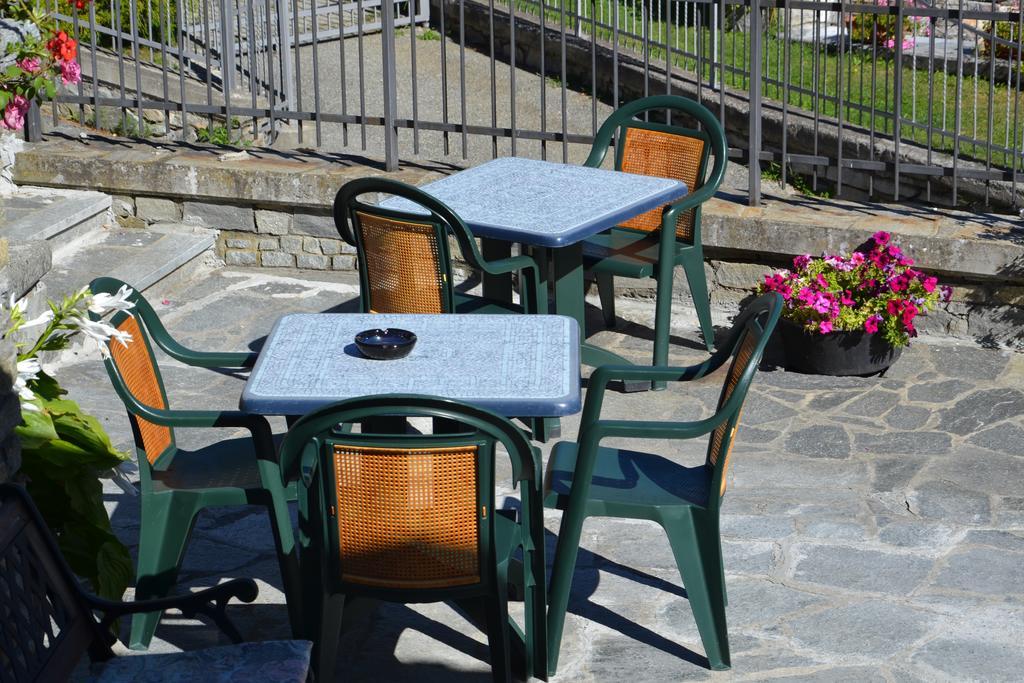 Gignod B&B Les Fleurs מראה חיצוני תמונה